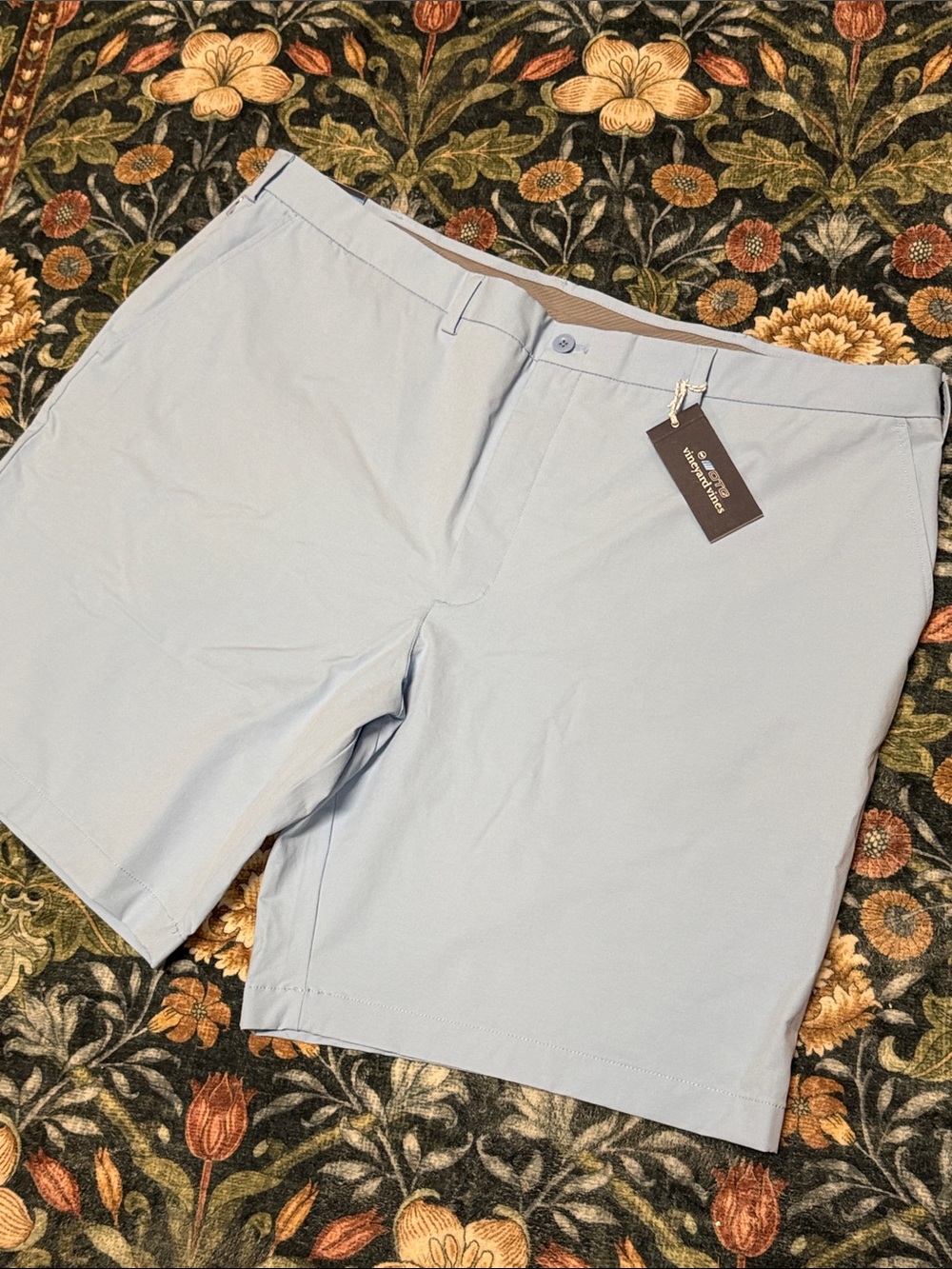 Vineyard Vines  10” On-The-go Shorts.  New. 50B  Blue